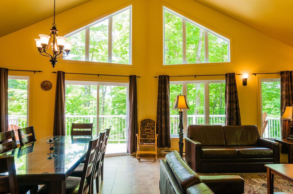 Domaine Des Montagnais Villa Notre-Dame-Des-Bois Exteriör bild
