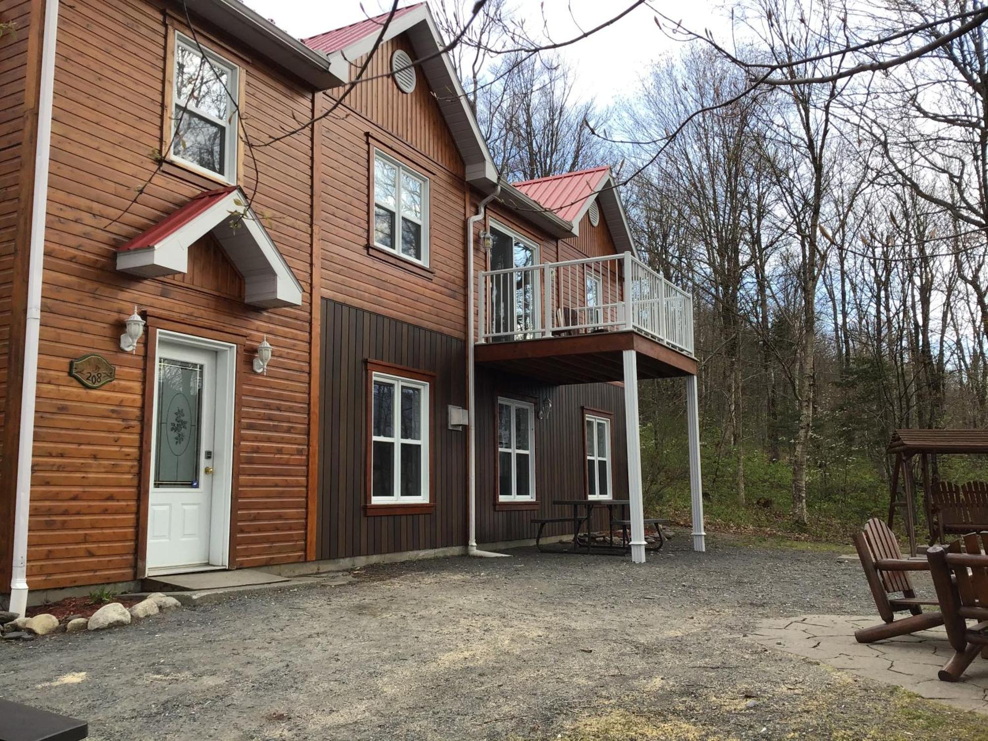 Domaine Des Montagnais Villa Notre-Dame-Des-Bois Exteriör bild