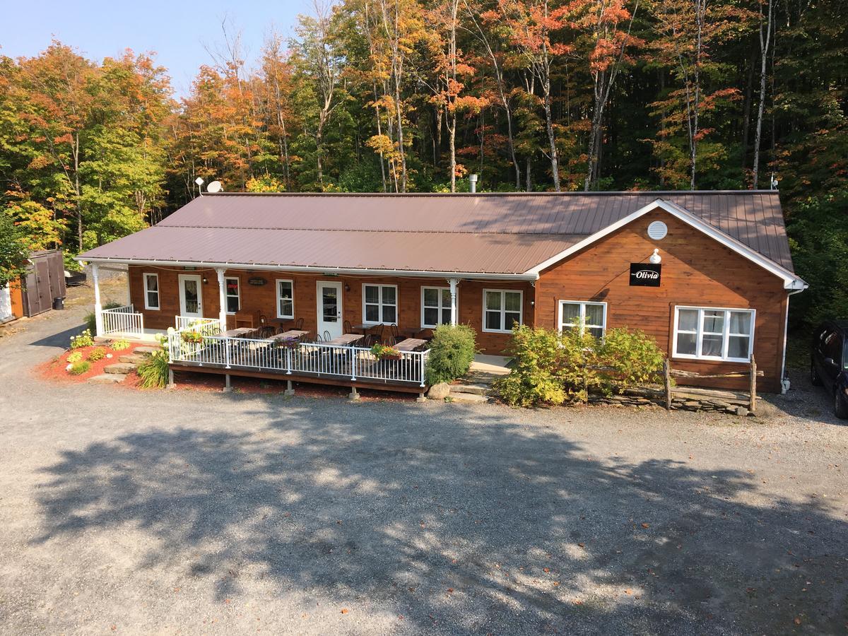 Domaine Des Montagnais Villa Notre-Dame-Des-Bois Exteriör bild