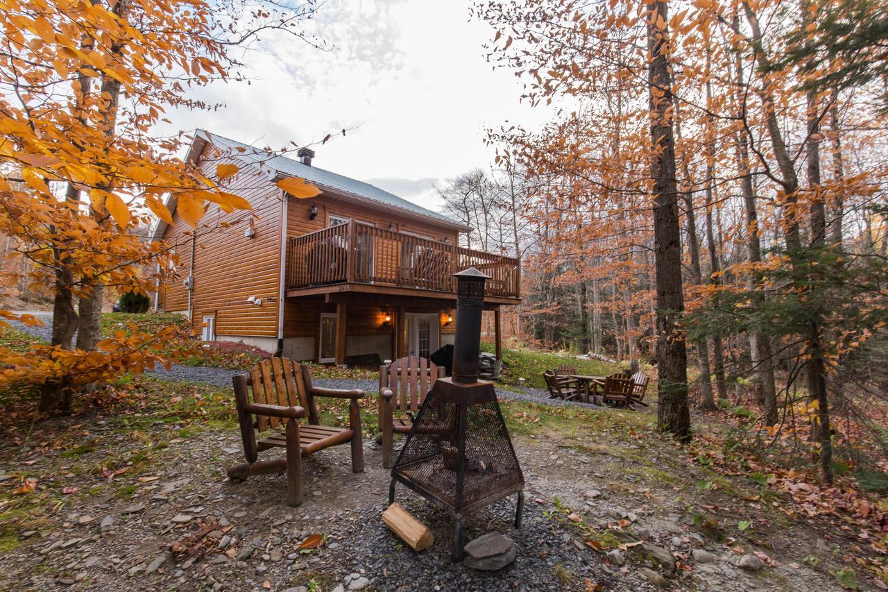 Domaine Des Montagnais Villa Notre-Dame-Des-Bois Exteriör bild