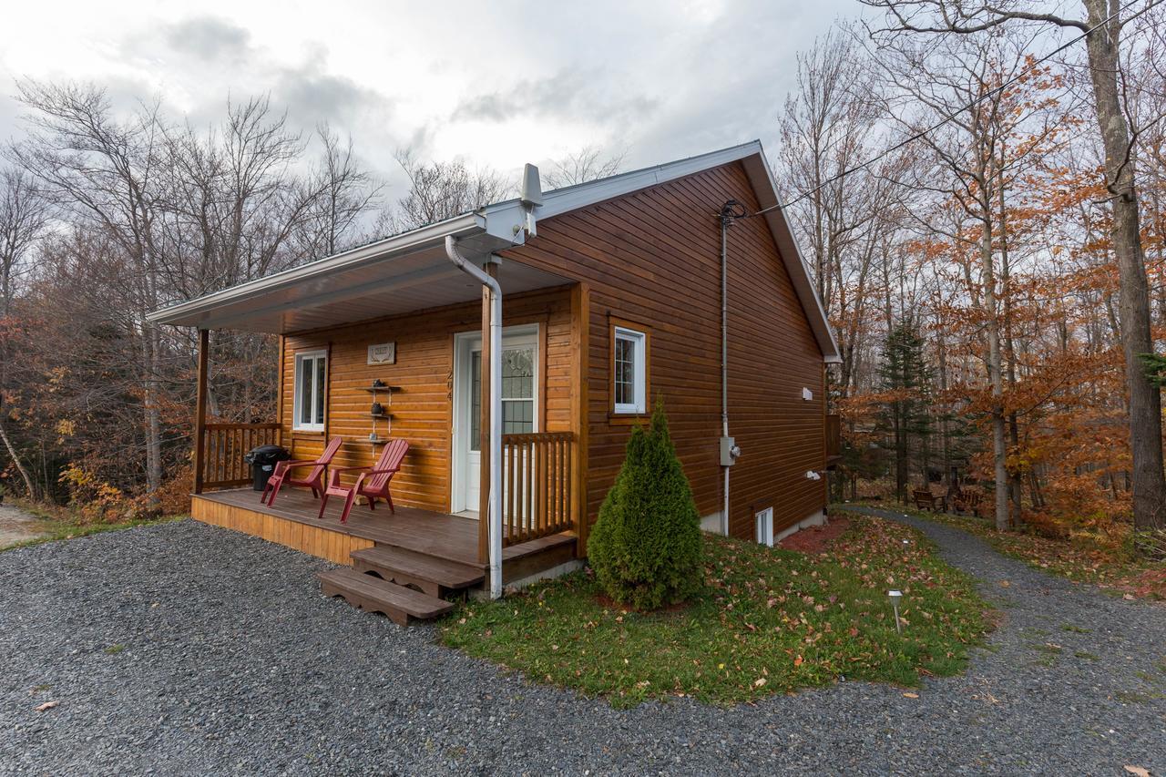 Domaine Des Montagnais Villa Notre-Dame-Des-Bois Exteriör bild
