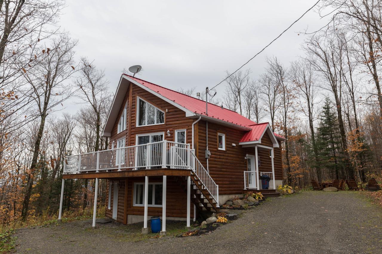 Domaine Des Montagnais Villa Notre-Dame-Des-Bois Exteriör bild